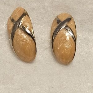 Vintage Boho Peach & Silver-Tone Crisscross Oval Pierced Earrings